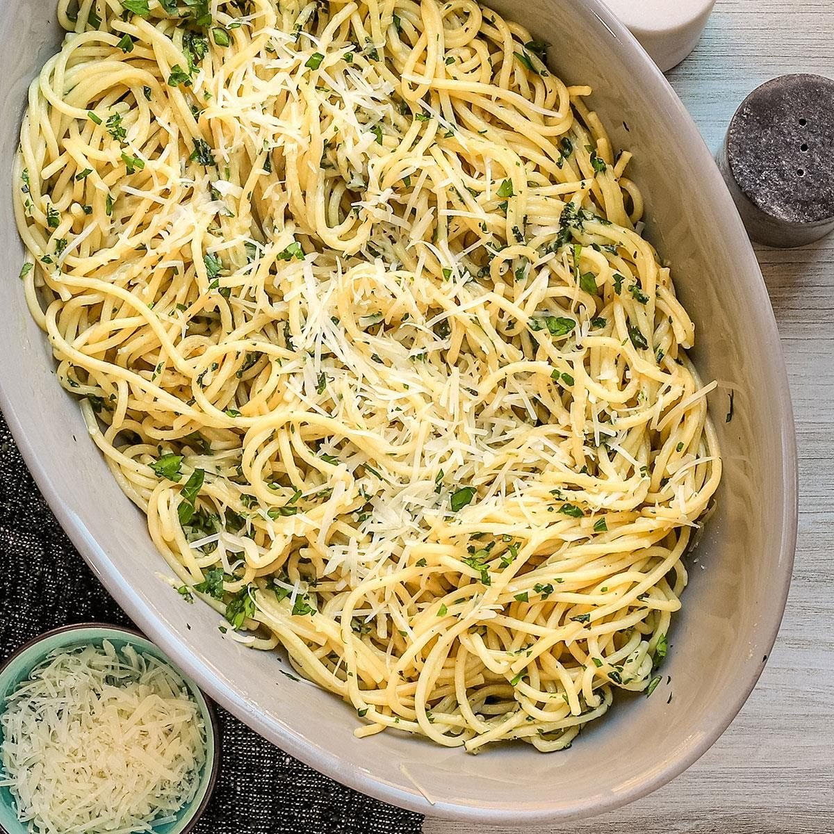 Garlic Spaghetti Exps Tohd24 10671 Dianarattray 8